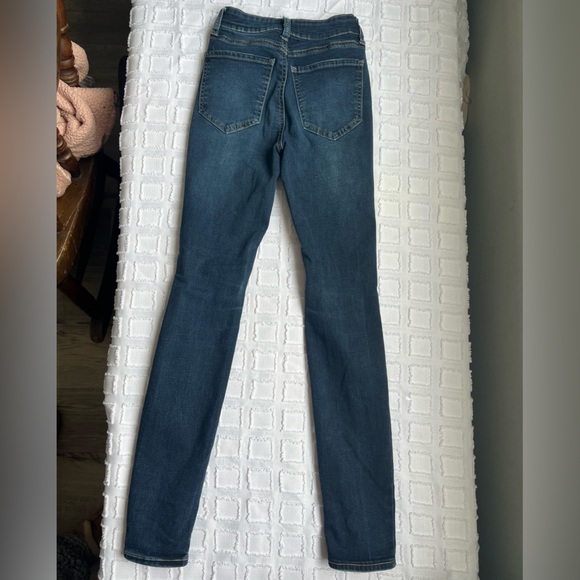 SO High Rise Skinny Jeans 0/24 - Picture 2 of 6